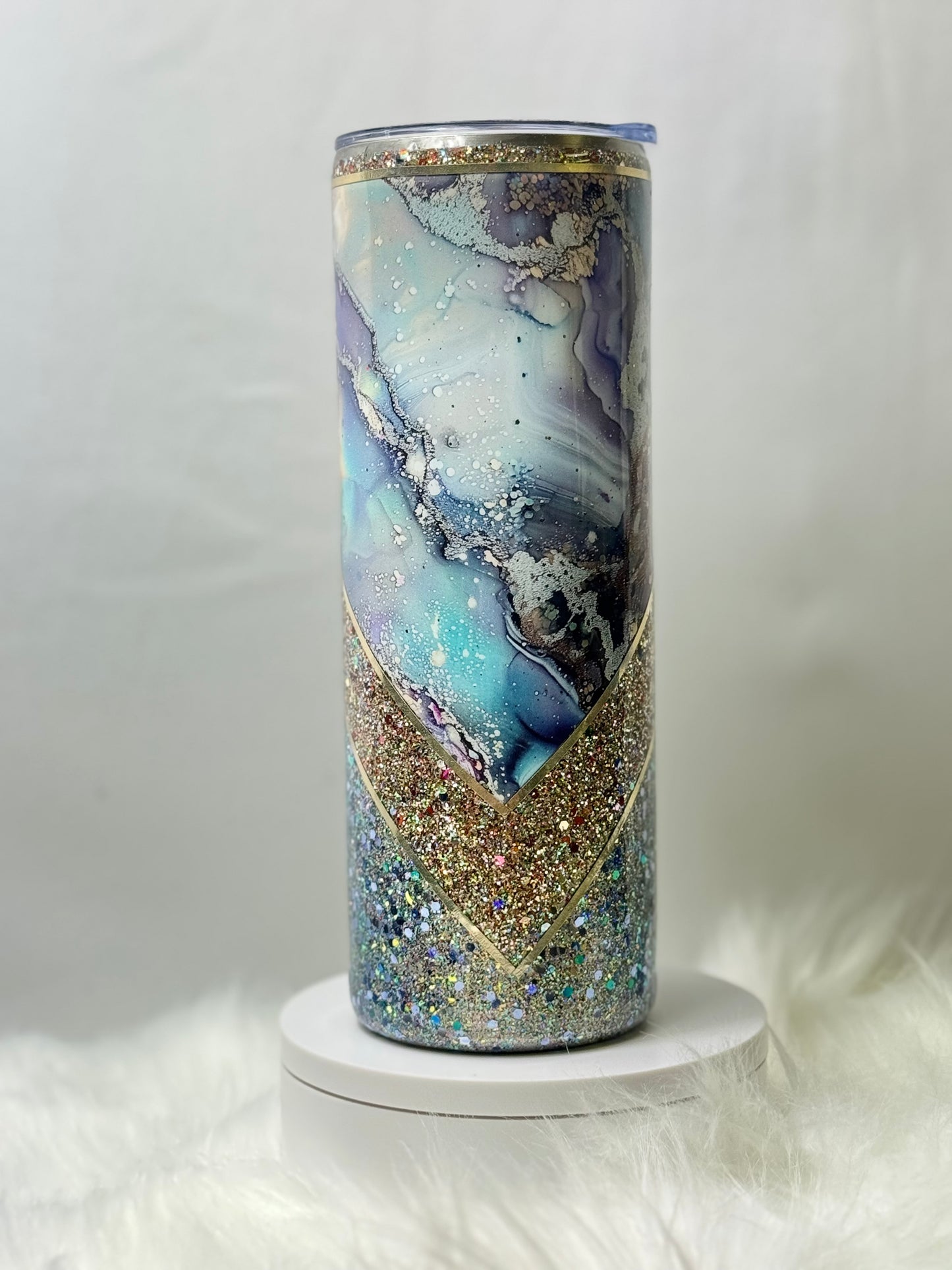 20 oz Blue and Gold V-Split